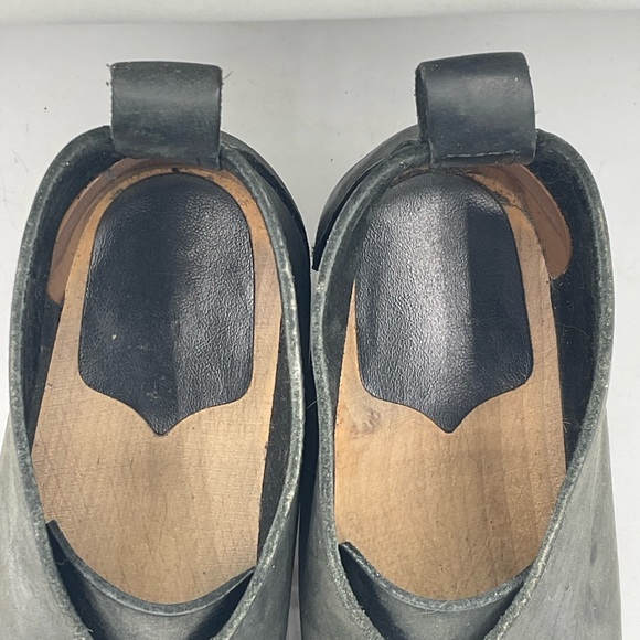 “VOLLSJO” of Sweden Handmade Clog Style Black Leather and Wood Ankle Boots. - Picture 9 of 16
